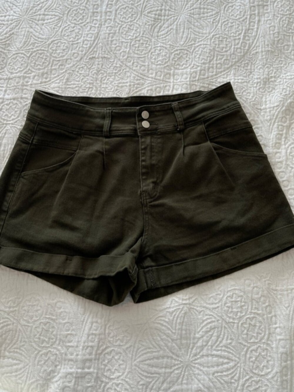 High-Waist Women’s Shorts Olive Green